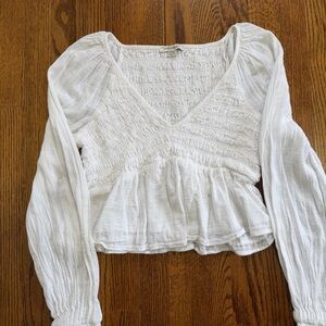 American Eagle White Long Sleeved Cropped White Smocked Boho Style Shirt Sz Med